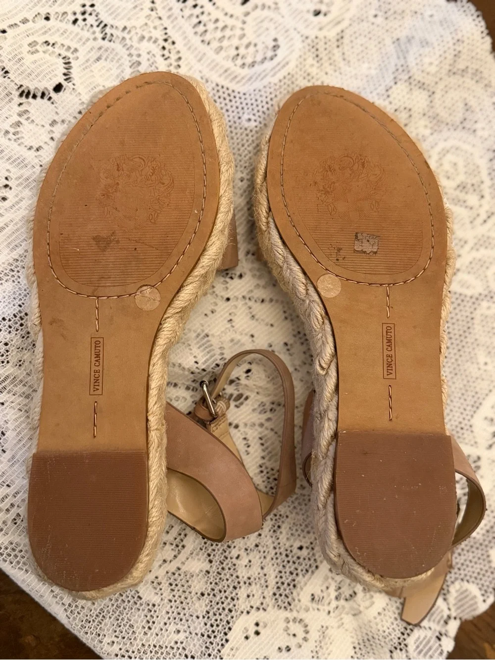 Vince Camuto classic espadrille